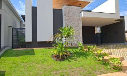 Casa em Condomínio à Venda- Terras de Siena- Ribeirão Preto-SP