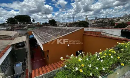 Casa à  Venda de 3 dormitórios com 1 Suíte - Jardim Marchesi - Ribeirão Preto/SP