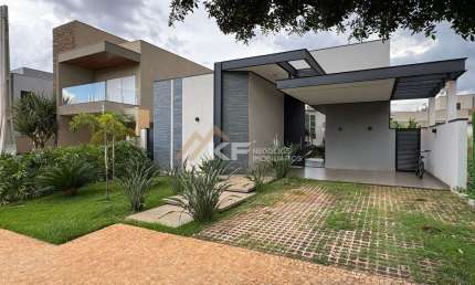 Casa em Condomínio com 3 Quartos à Venda 300m²- Portal da Mata- Ribeirão Preto-SP
