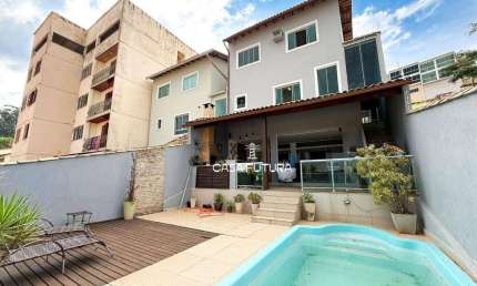 Casa com 3 dormitórios à venda, 163 m² por R$ 900.000,00 - Jardim Belvedere - Volta Redonda/RJ