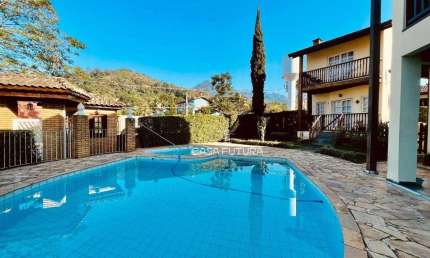 Casa com 3 dormitórios à venda, 114 m² por R$ 580.000,00 - Penedo - Itatiaia/RJ