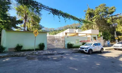 Apartamento à venda, 53 m² por R$ 185.000,00 - Colônia Santo Antônio - Barra Mansa/RJ