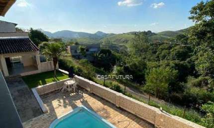 Casa com 3 dormitórios à venda, 300 m² por R$ 800.000,00 - Moinho de Vento - Barra Mansa/RJ