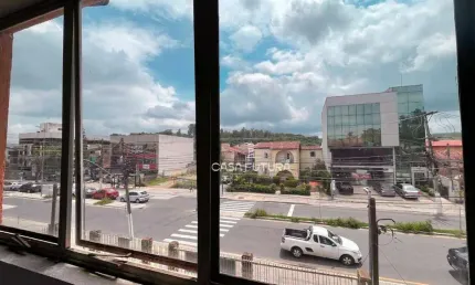 Casa à venda, 300 m² por R$ 3.000.000,00 - Vila Santa Cecília - Volta Redonda/RJ