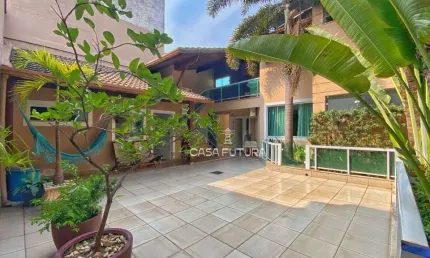 Casa com 3 dormitórios à venda, 296 m² por R$ 1.500.000,00 - Conforto - Volta Redonda/RJ