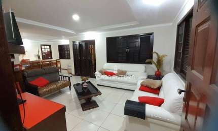 Casa com 3 dormitórios à venda, 280 m² por R$ 950.000,00 - Santa Rosa - Barra Mansa/RJ