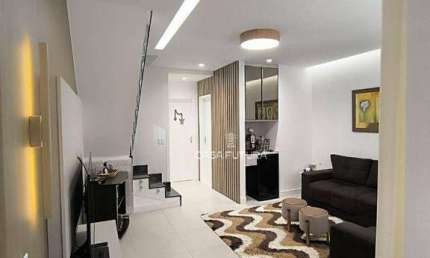 Cobertura duplex  com 2 dormitórios à venda, 120 m² por R$ 797.000 - Monte Castelo - Volta Redonda/RJ