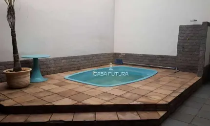 Casa com 4 dormitórios à venda, 106 m² por R$ 690.000 - Jardim Veneza - Volta Redonda/RJ