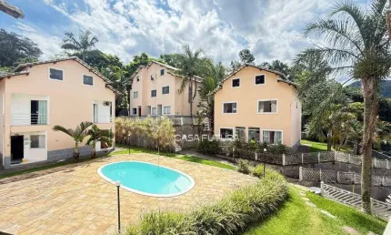 Casa com 2 dormitórios à venda, 80 m² por r$ 400.000 - penedo - rj