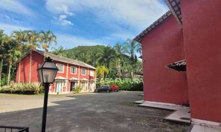 Casa com 2 dormitórios à venda, 76 m² por R$ 400.000,00 - Penedo - Itatiaia/RJ