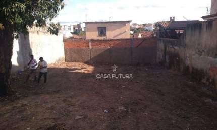 Terreno à venda, 360 m² por R$ 555.000,00 - Jardim Amália - Volta Redonda/RJ