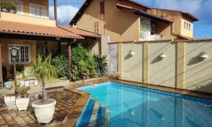 Casa com 4 dormitórios à venda, 328 m² por R$ 1.300.000,00 - Jardim Normandia - Volta Redonda/RJ