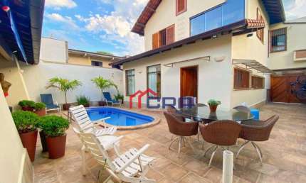 Casa com 3 dormitórios à venda, 274 m² por R$ 1.390.000,00 - Vila Mury - Volta Redonda/RJ