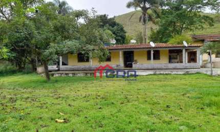 Sítio com 8 dormitórios à venda, 81679 m² por R$ 1.200.000,00 - Nossa Senhora do Amparo - Barra Mansa/RJ
