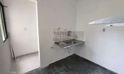 Apartamento com 2 dorms, 01 vaga, bairro das Chácaras Itapanhaú