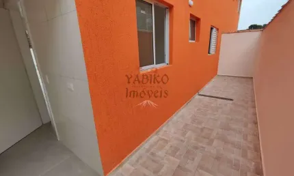 Casa em Világio NOVO no bairro do Indaiá, 400 metros da praia.