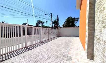 Casa com 2 quartos à venda na Vista Linda, Bertioga  por R$ 380.000