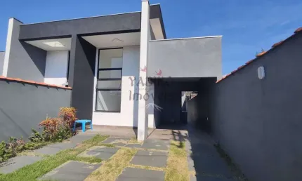 Casa térrea com 03 dormitórios sendo 01 suíte, 03 vagas.