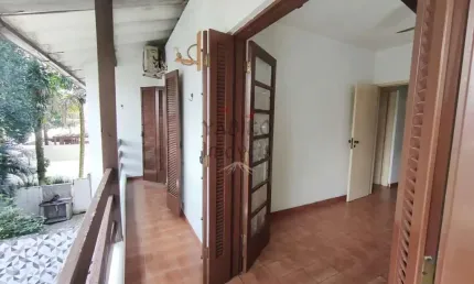 Casa Villagio com 2 quartos, sacada e 100 metros Praia