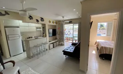 Ótimo apartamento no centro de Bertioga, com 02 vagas, piscina