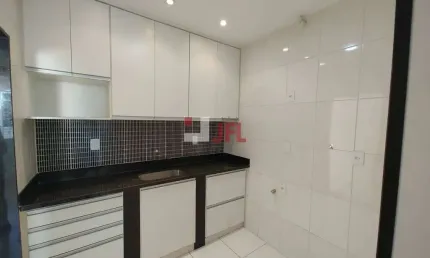 Apartamento 2 quartos reformado Adolfo Bergamini - Engenho de Dentro