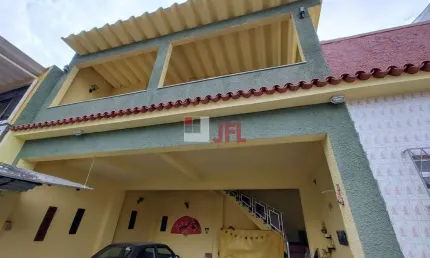 Casa Duplex 3 quartos com 1 suíte Terraço Gourmet e 4 vagas - Rua Alecrim - Vila Kosmos - RJ
