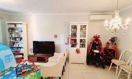 Casa Duplex com 3 quartos e uma suíte - Bairro da Graça - Taquara - Jacarepaguá