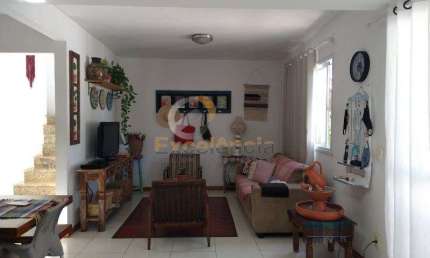 Casa duplex, 3 quartos, 250m² de terreno, Catu de Abrantes!