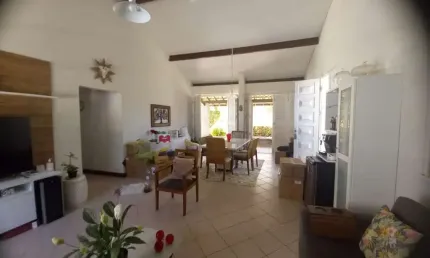 Casa térrea, 622m² de terreno, 30m da praia, em itapuã!