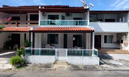 Casa duplex com 3 quartos (sendo 1 suíte), 210,85m² de terreno, em Stella Maris!