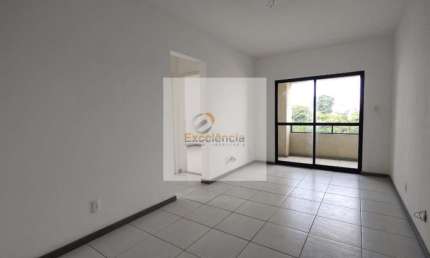 Apartamento com 2 quartos para alugar no Daniel Lisboa, Salvador 