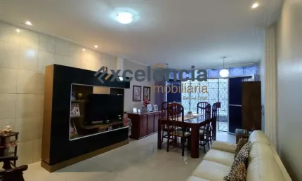 Casa duplex com 4 quartos, 209,10m2 de terreno, em Brotas!