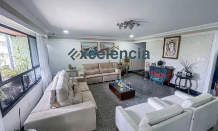 Apartamento com 4 quartos, 240m2 de área construída, na Pituba!