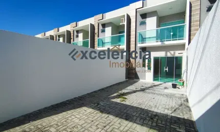 Casa duplex com 3 quartos (sendo 2 suítes), 100m2 de terreno, em ipitanga!