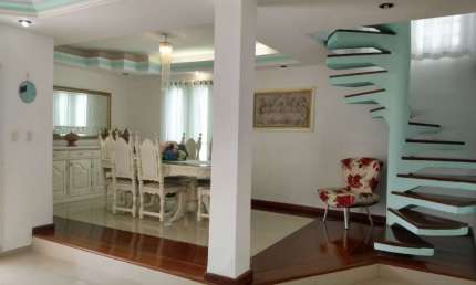 Casa com 5 quartos à venda no Piatã, Salvador 