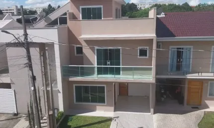 Sobrado Triplex - Condomínio Green Line - Próximo Assai/Mufatto