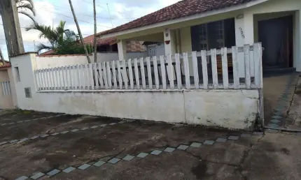 Casa com 3 quartos à venda no Balneário Tupy, Itanhaém 