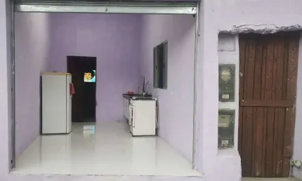 Casa Residencial e Salão Comercial - Ótima Localização