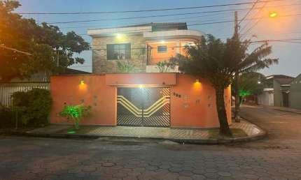 Casa com 4 quartos para alugar no Suarão, Itanhaém 