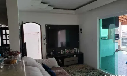 Sobrado para Venda em Diadema, Campanário, 2 dormitórios, 2 banheiros, 2 vagas
