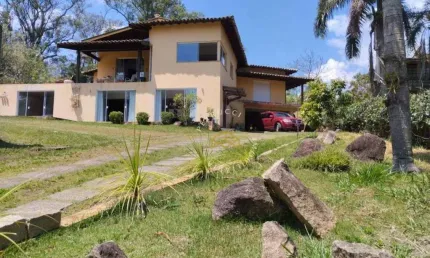 Chácara com 3 dormitórios à venda, 1312 m² por R$ 1.300.000,00 - Condomínio Clube de Campo Valinhos - Valinhos/SP
