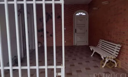 Casa com 6 dormitórios à venda, 318 m² - Vila Embaré - Valinhos/SP