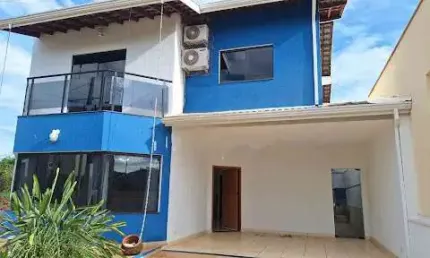 SOBRADO EM CONDOMÍNIO FECHADO EM HORTOLÂNDIA - 185 M²