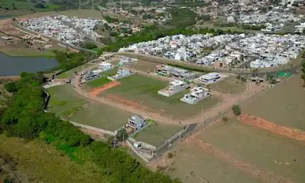 OTIMA OPORTUNIDADE DE MORAR EM UM DOS MELHORES CONDOMINIOS DE CAMPINAS: