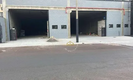 Barracão / Galpão / Depósito com 10 salas para alugar na Rua Azil Martins, 210, Jardim Santa Rosa, Nova Odessa