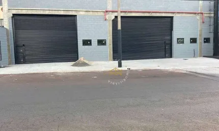 Barracão / Galpão / Depósito com 10 salas para alugar na Rua Azil Martins, 220, Jardim Santa Rosa, Nova Odessa