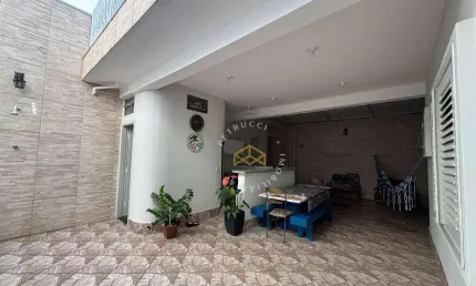 Casa com 3 dormitórios para alugar, 250 m² por R$ 6.000,00/mês - Jardim Europa - Valinhos/SP