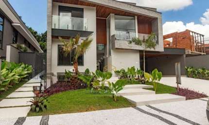 CASA DE ALTÍSSIMO PADRÃO À VENDA EM RIVIERA DE SÃO LOURENÇO