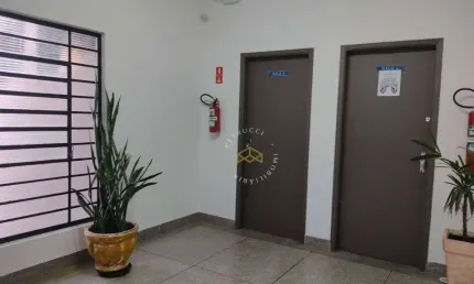 Sala comercial com 4 salas para alugar na Rua Francisco Glicério, 738, Castelo, Valinhos