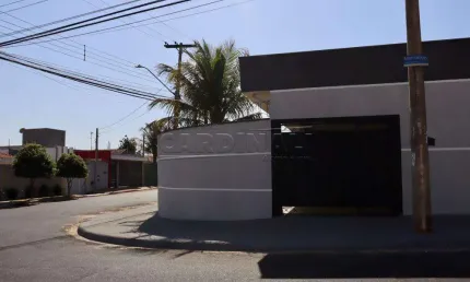Casa com 3 quartos à venda na Avenida Manoel Rodrigues, 239, Jardim Veneza, Araraquara